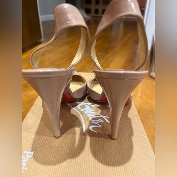 Christian Louboutin Picador 100 Patent Leather Slingback in Nude - Picture 8 of 10